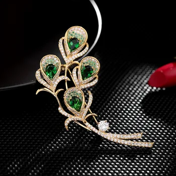 Vintage Zelenými Zirkónmi Brošňa Pin Elegantné Phoenix Páva Pierko Kolíky Brošňa pre Ženy Príslušenstvo Šperky Broche